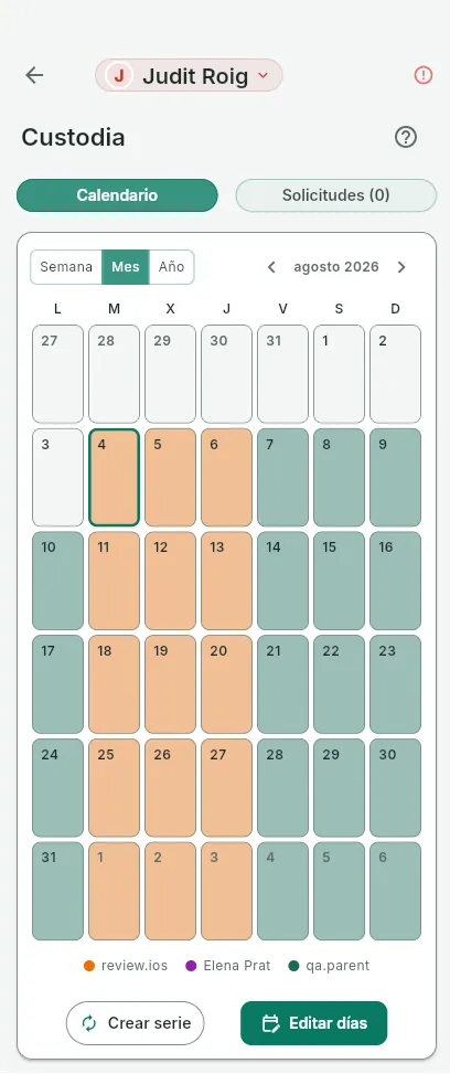 Calendario de custodia de OrgOra en el móvil con los días de cada progenitor por colores